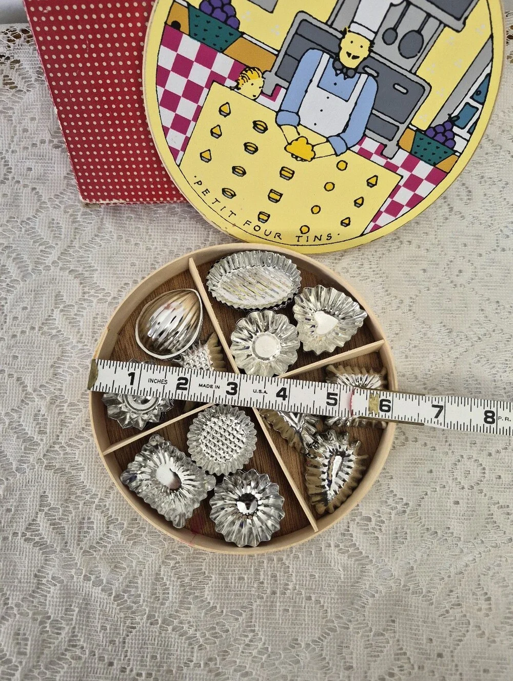 Lillian Vernon Pastry Molds